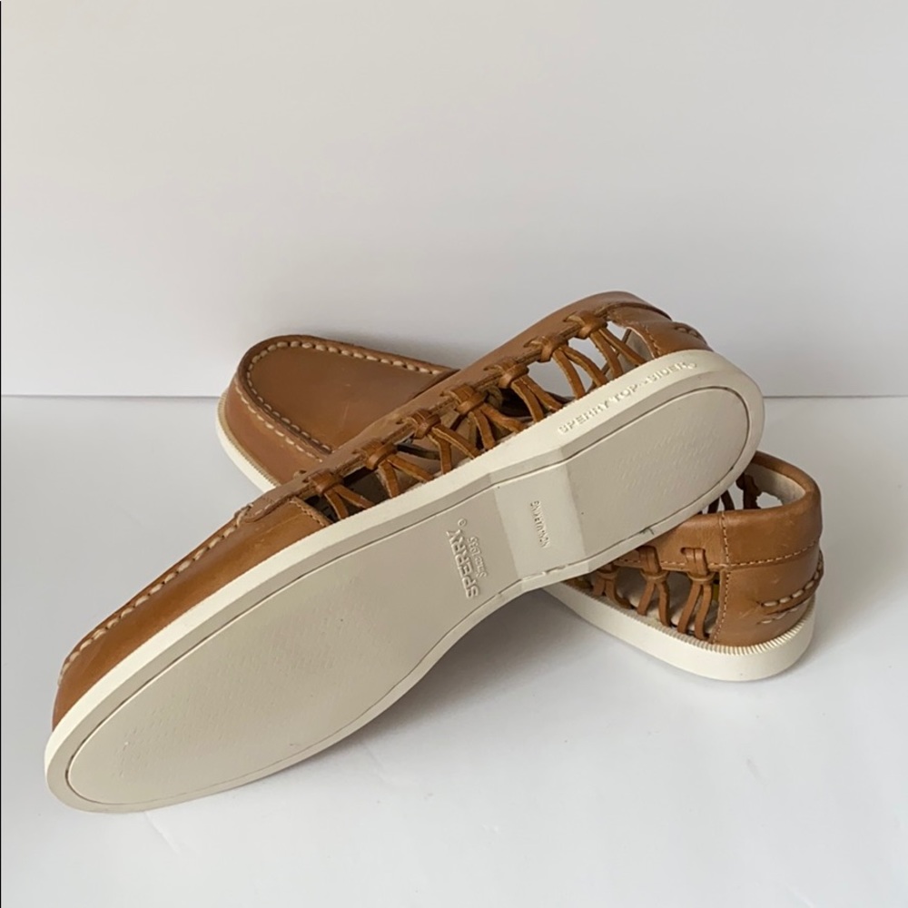 SPERRY’S - Picture 3 of 4